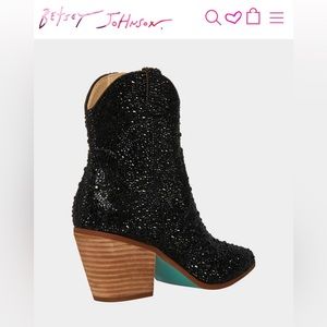 Betsey Johnson Diva Boot